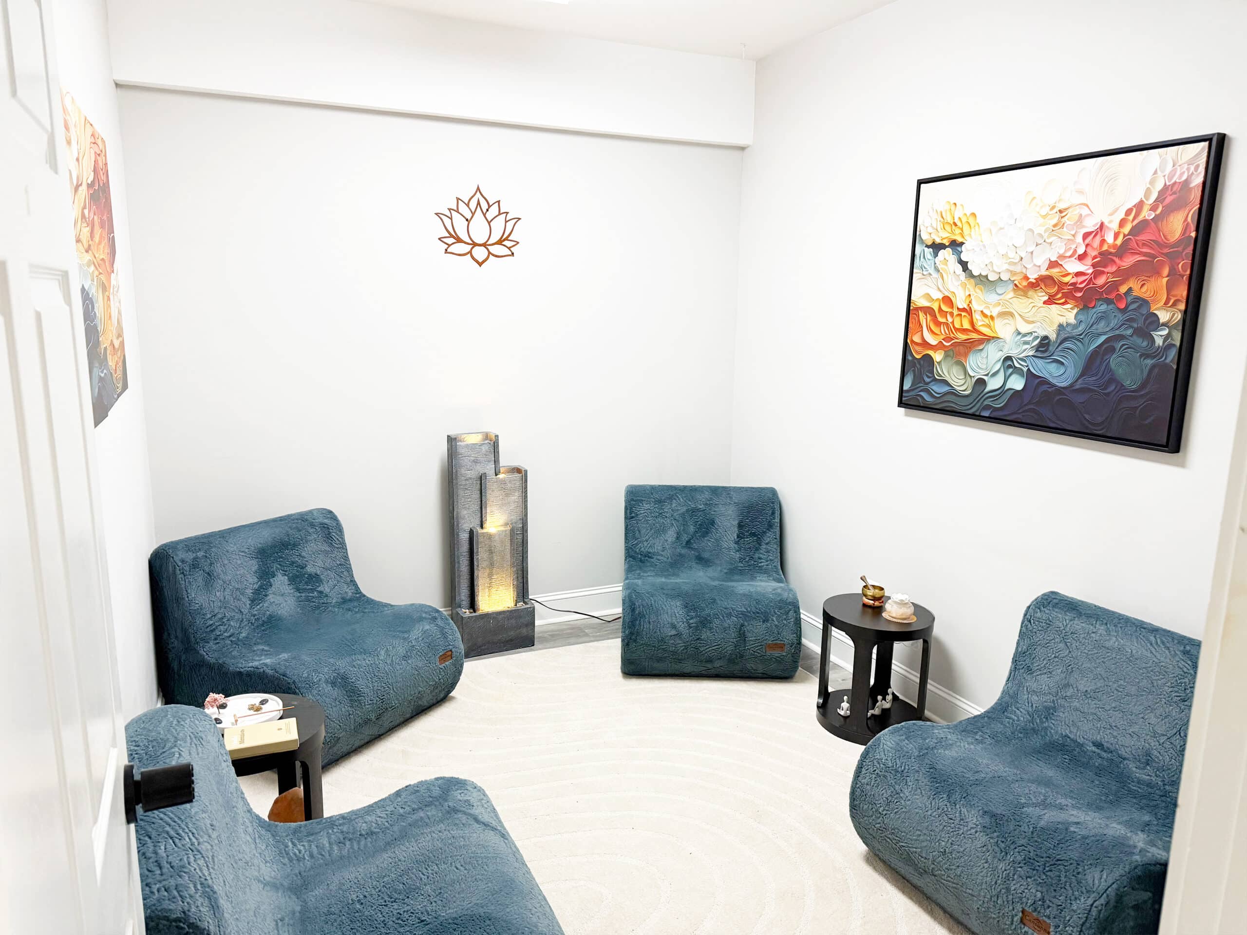 Peaceful therapy setting for outpatient mental health support
