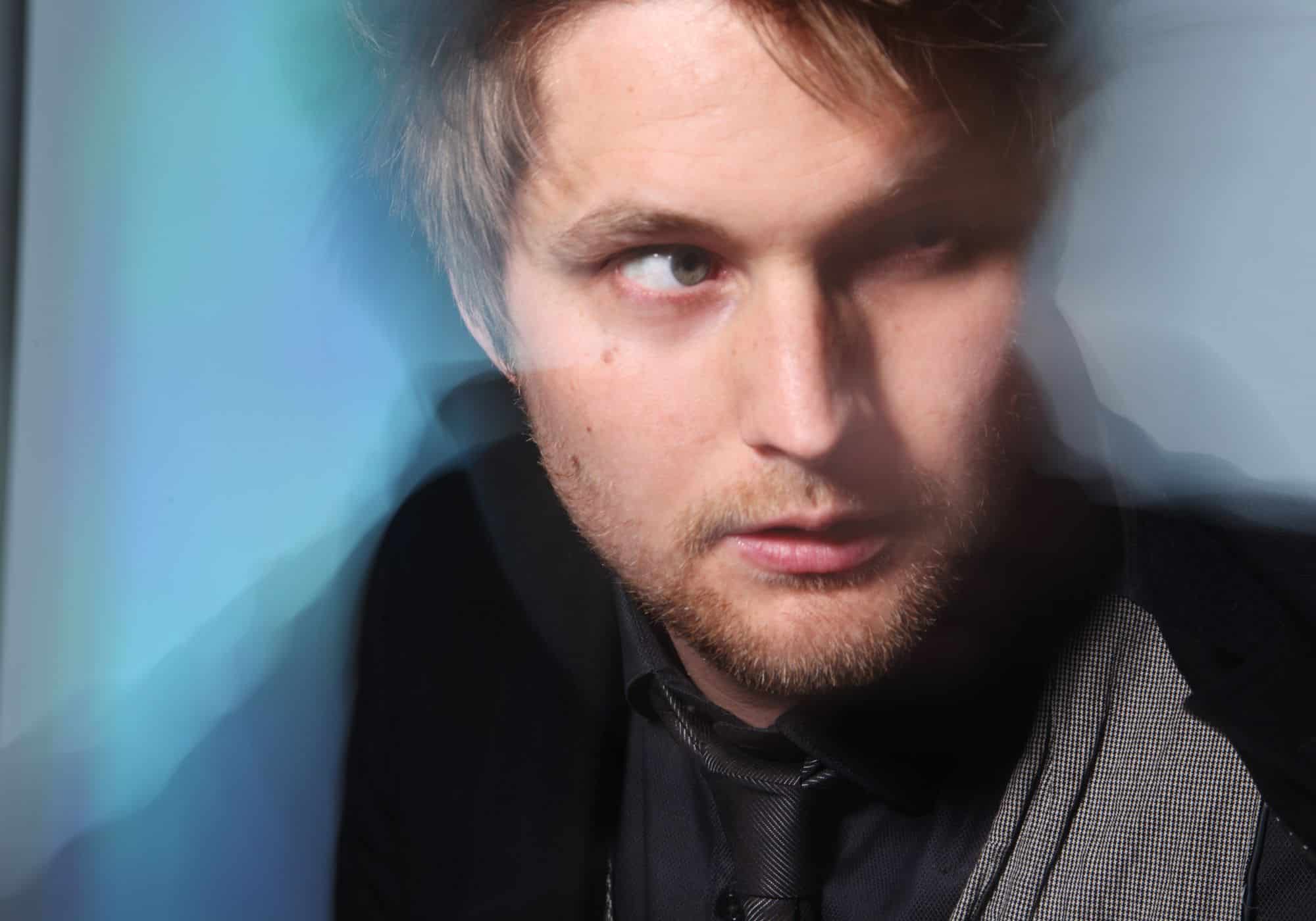 7 Tips on How to Deal with Paranoia